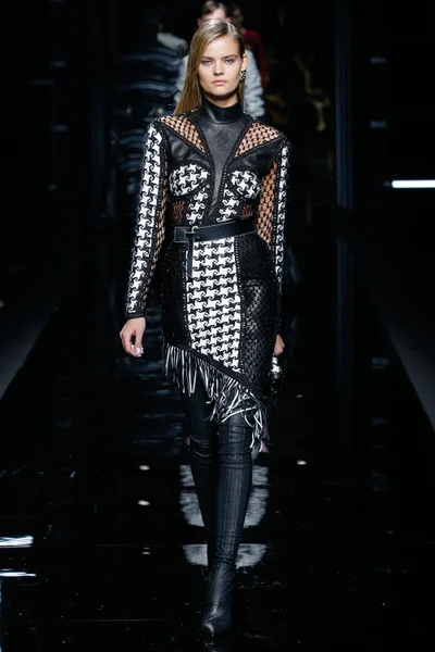 Look 46